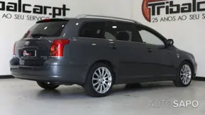 Toyota Avensis de 2005