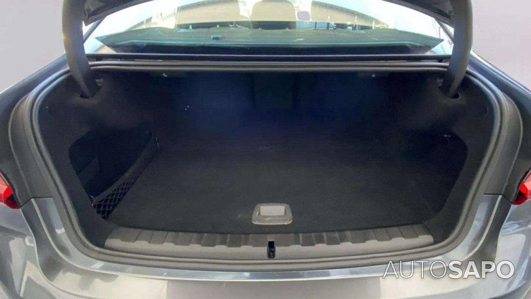 BMW Série 3 330 e Corporate Edition Auto de 2019