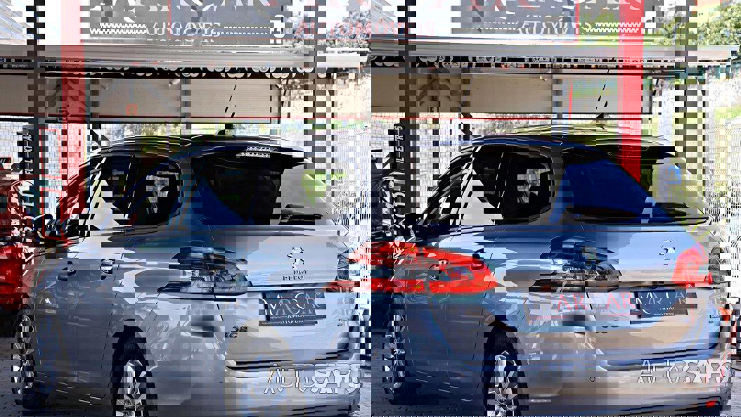 Peugeot 308 de 2015