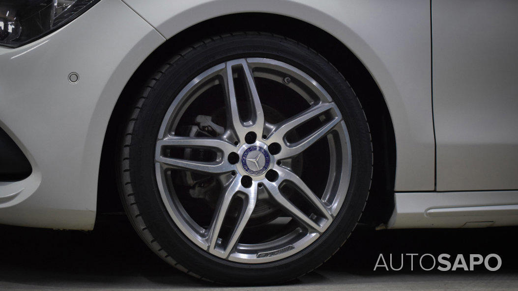 Mercedes-Benz Classe CLA 180 d AMG Line Aut. de 2017