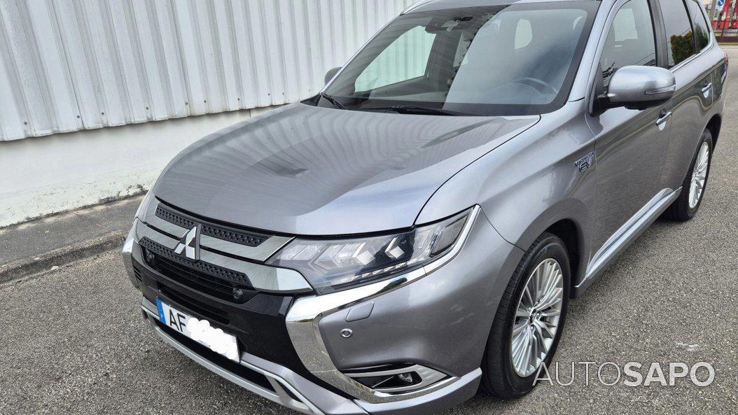 Mitsubishi Outlander 2.4 PHEV Instyle de 2020