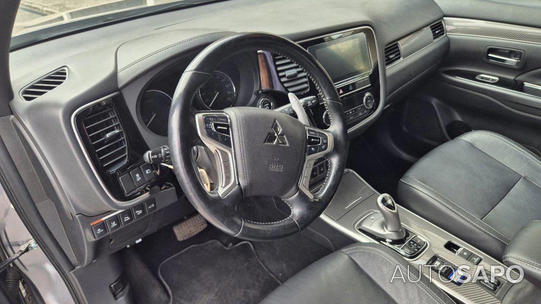 Mitsubishi Outlander 2.4 PHEV Instyle de 2020