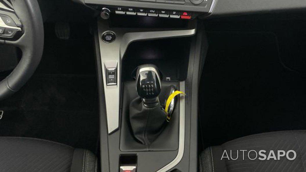 Peugeot 308 1.2 PureTech Active Pack de 2022