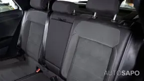 Volkswagen T-Roc 1.5 TSI R-Line DSG de 2022