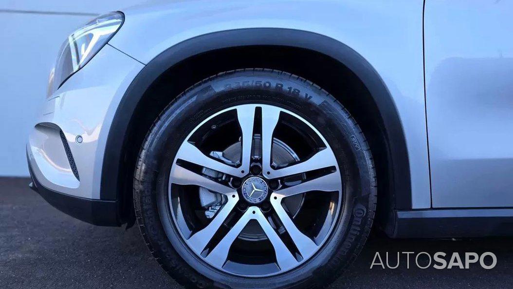 Mercedes-Benz Classe GLA 200 CDi Urban Auto de 2015