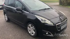 Peugeot 5008 1.6 e-HDi 7L Allure 2-Tronic de 2012