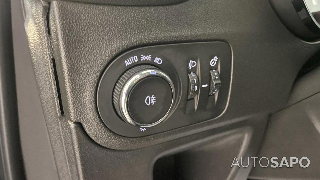 Opel Crossland X 1.2 T Innovation de 2019