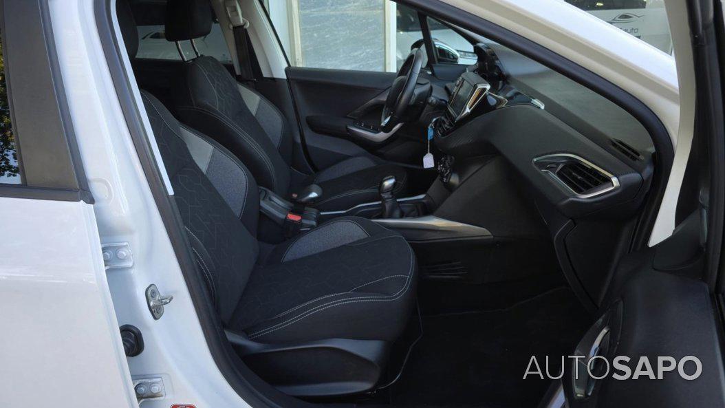 Peugeot 2008 1.2 PureTech Active de 2016