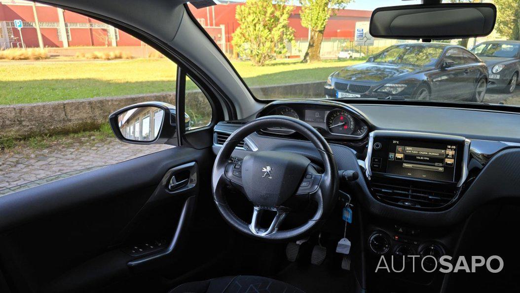 Peugeot 2008 1.2 PureTech Active de 2016