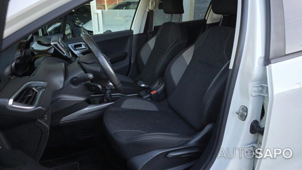 Peugeot 2008 1.2 PureTech Active de 2016