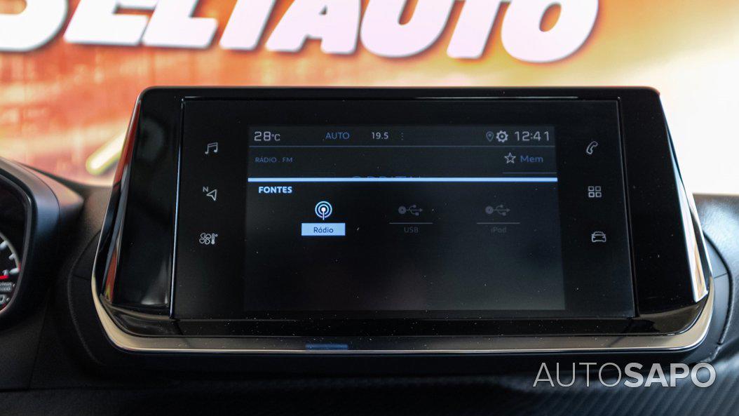 Peugeot 2008 1.2 PureTech Active de 2021
