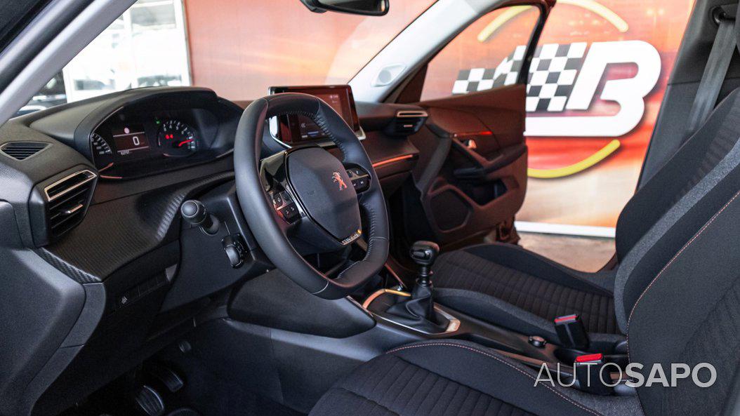 Peugeot 2008 1.2 PureTech Active de 2021