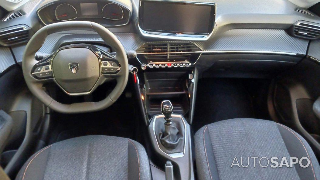 Peugeot 208 1.2 PureTech Style de 2025