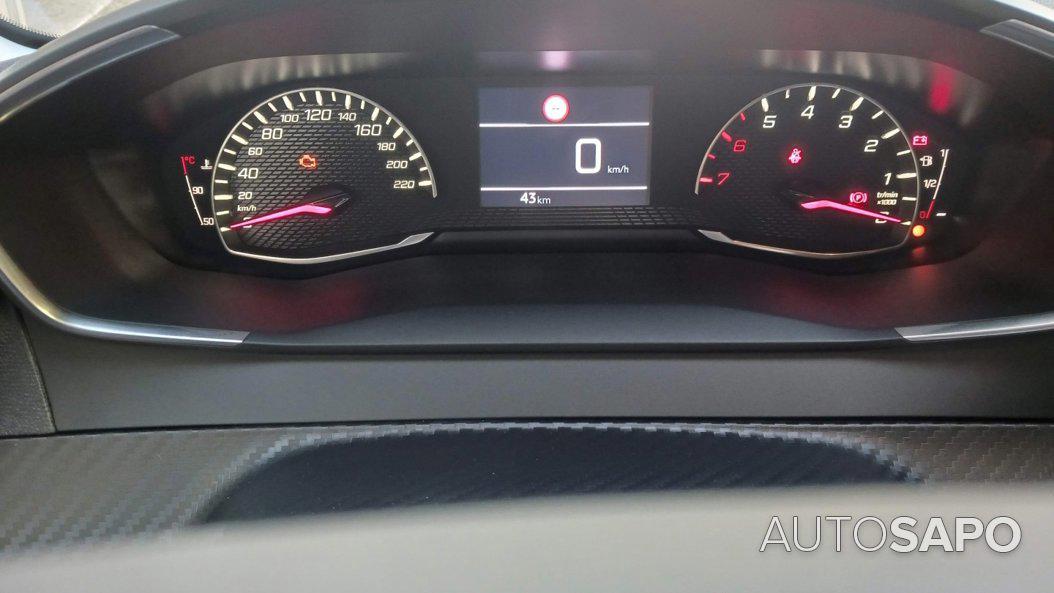 Peugeot 208 1.2 PureTech Style de 2025