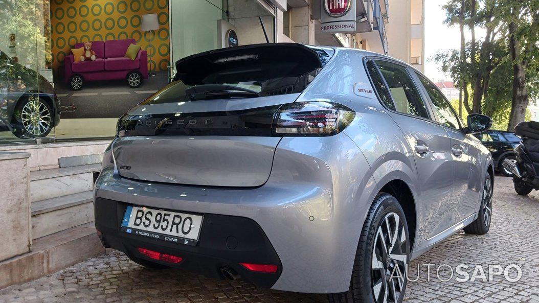 Peugeot 208 1.2 PureTech Style de 2025