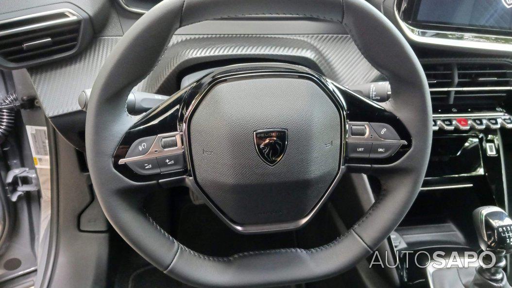 Peugeot 2008 1.2 PureTech Allure Pack de 2025
