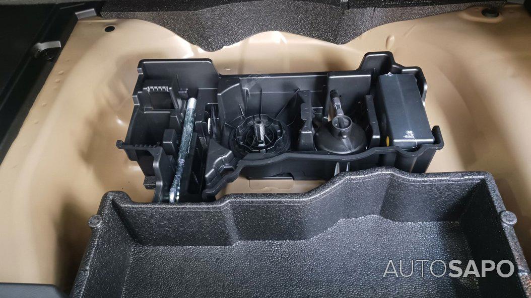 Peugeot 2008 1.2 PureTech Allure Pack de 2025