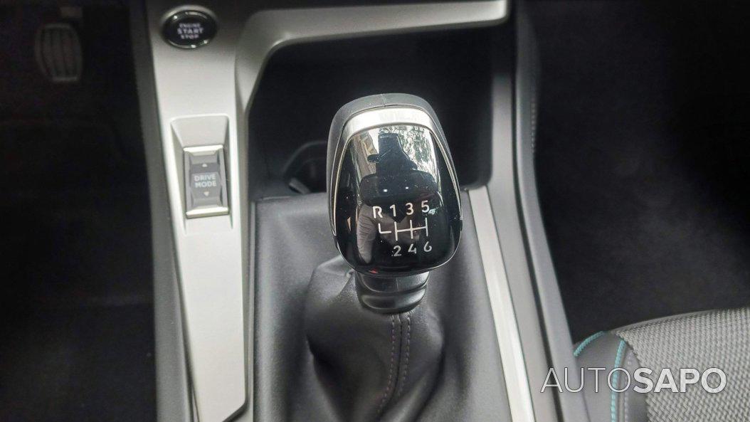 Peugeot 308 1.2 PureTech Allure Pack de 2025