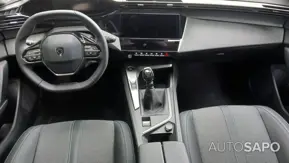 Peugeot 308 1.2 PureTech Allure Pack de 2025