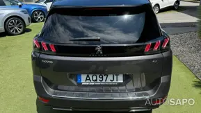 Peugeot 5008 de 2022