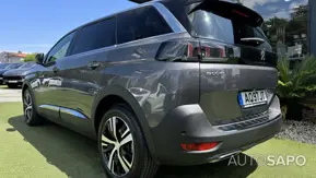 Peugeot 5008 de 2022