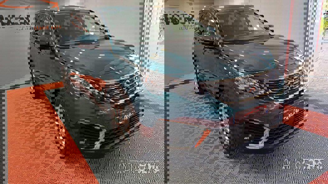 Peugeot 5008 1.2 PureTech Allure EAT8 de 2019