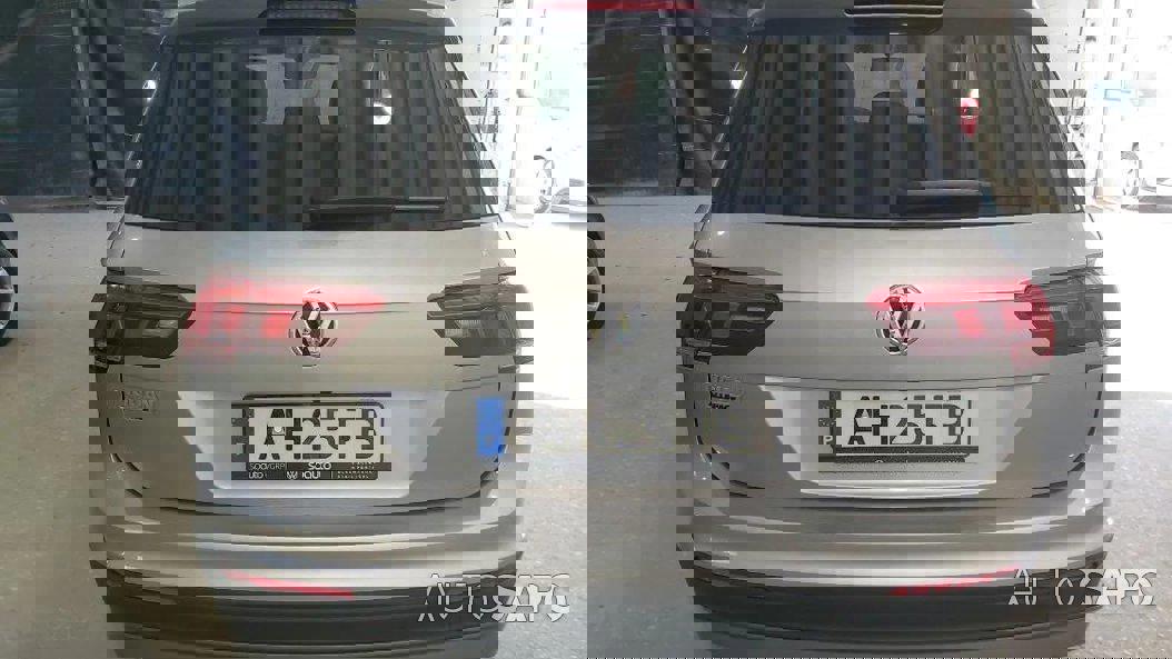 Volkswagen Tiguan 2.0 TDI Confortline DSG de 2021