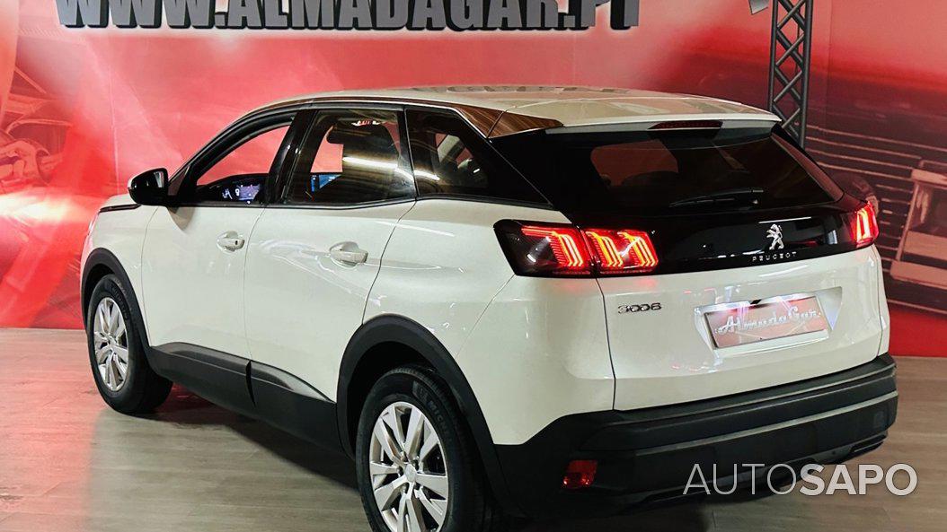 Peugeot 3008 1.2 PureTech Active Pack de 2021