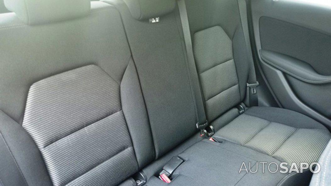 Mercedes-Benz Classe B 180 d Style Aut. de 2015