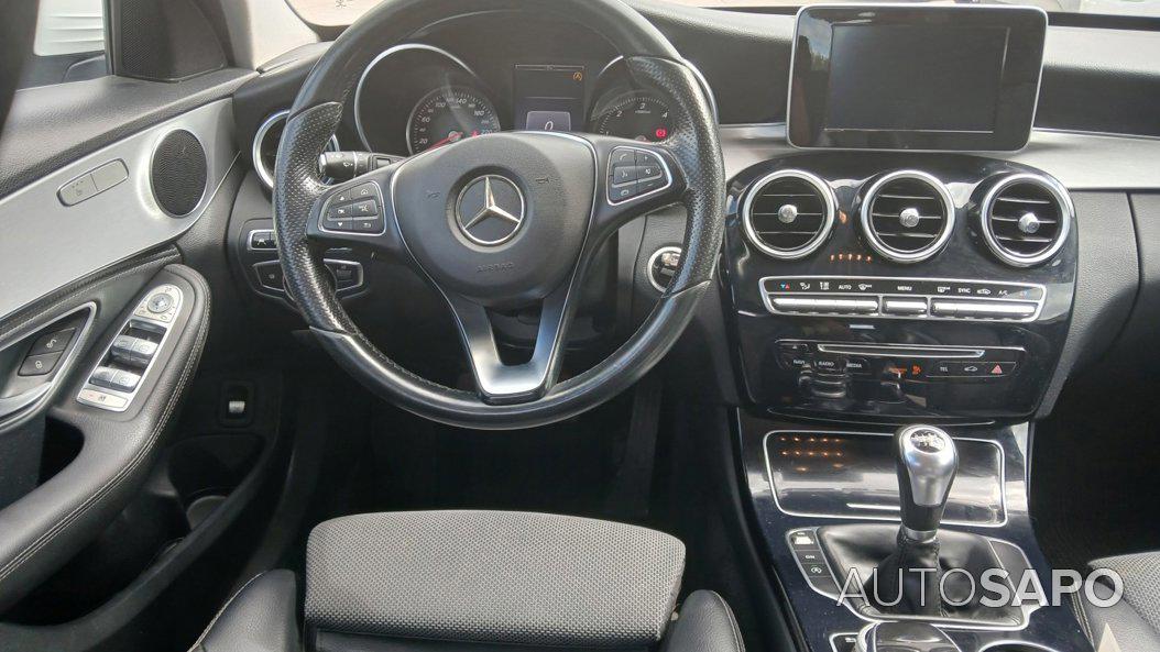 Mercedes-Benz Classe C 220 BlueTEC Avantgarde de 2014