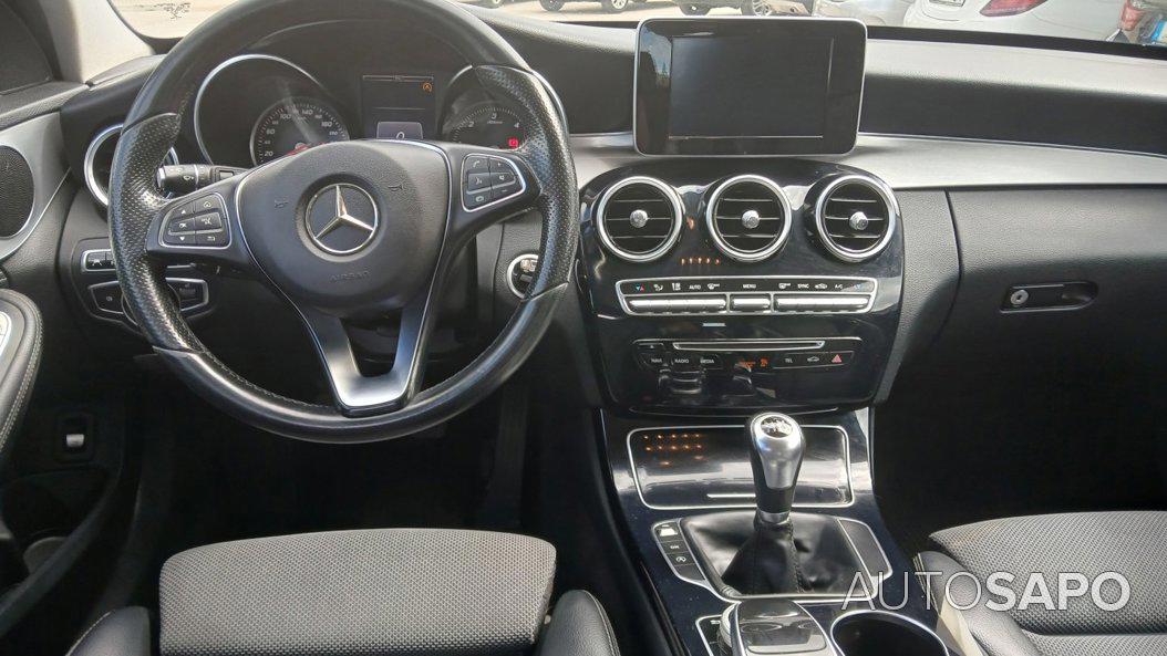 Mercedes-Benz Classe C 220 BlueTEC Avantgarde de 2014