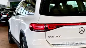 Mercedes-Benz EQB de 2024