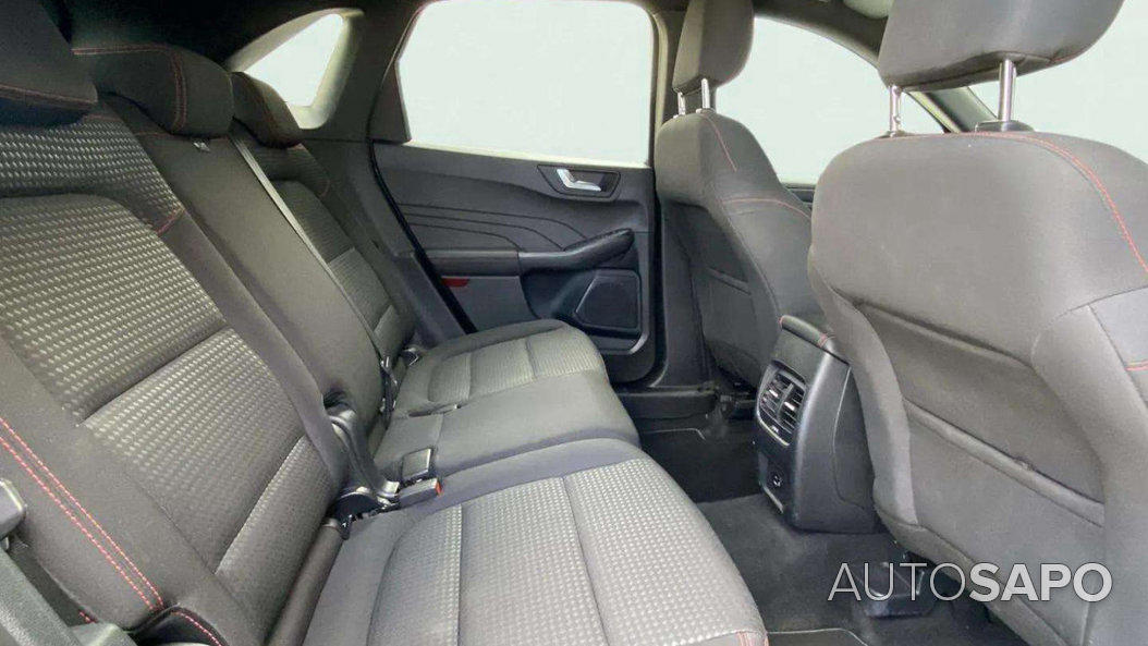 Ford Kuga 1.5 TDCi EcoBlue St-Line de 2022