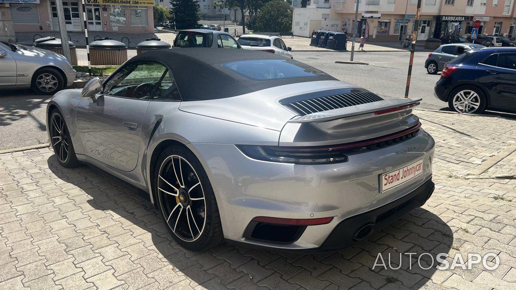 Porsche 911 Turbo S Cabriolet de 2020