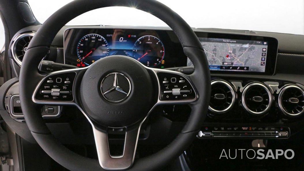 Mercedes-Benz Classe A 180 d Progressive Aut. de 2019