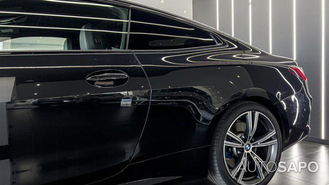 BMW Série 4 420 d xDrive Pack M Auto de 2021