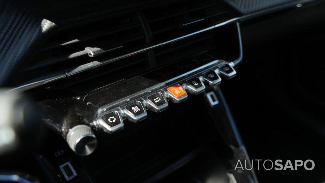 Peugeot 2008 1.2 PureTech Active Pack de 2021