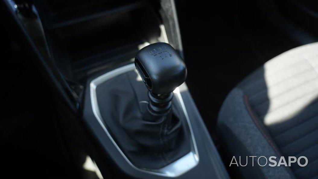 Peugeot 2008 1.2 PureTech Active Pack de 2021