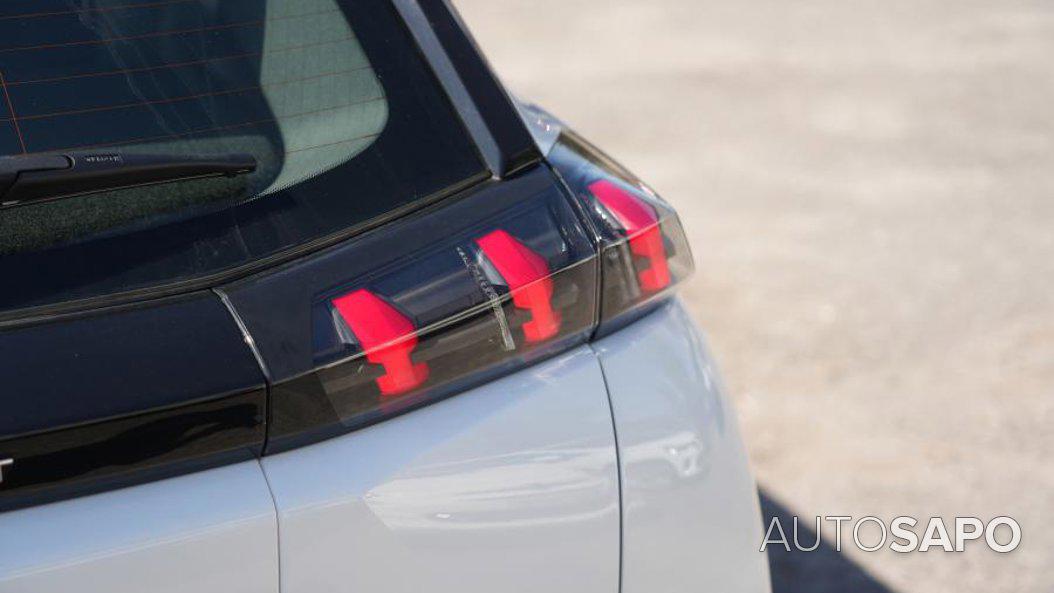 Peugeot 2008 1.2 PureTech Active Pack de 2021