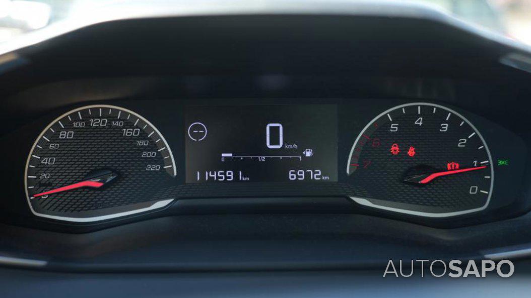 Peugeot 2008 1.2 PureTech Active Pack de 2021
