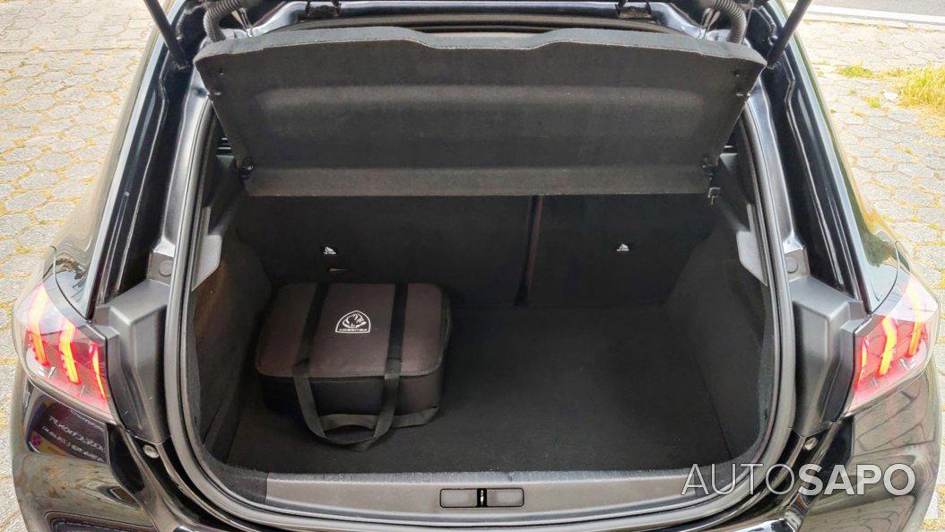 Peugeot E-208 de 2022