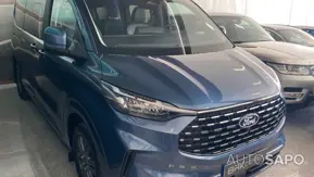 Ford Tourneo Custom de 2024