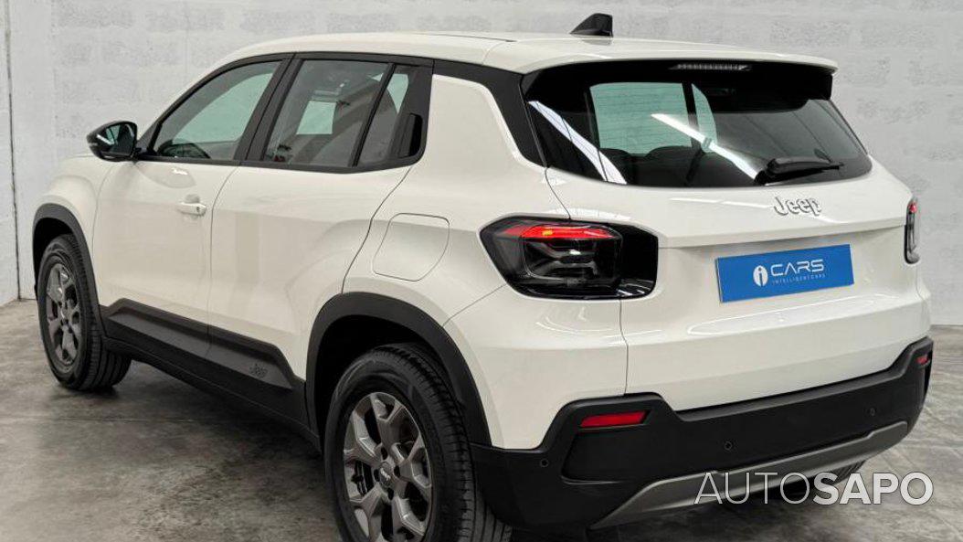 Jeep Avenger 54 kWh Summit de 2024