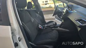 Peugeot 2008 1.2 PureTech Style de 2017