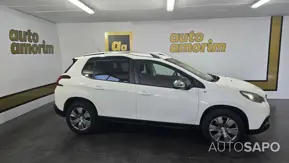 Peugeot 2008 1.2 PureTech Style de 2017