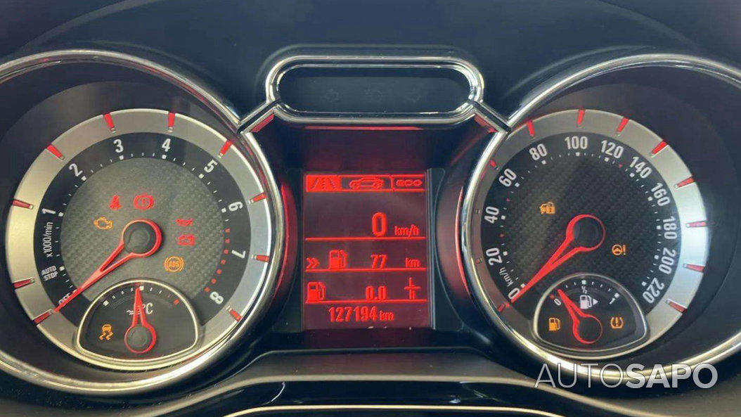 Opel Adam 1.0 T Rocks de 2017