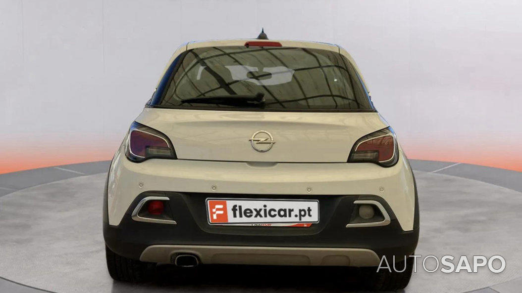 Opel Adam 1.0 T Rocks de 2017