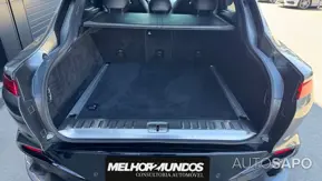 Aston Martin DBX de 2021