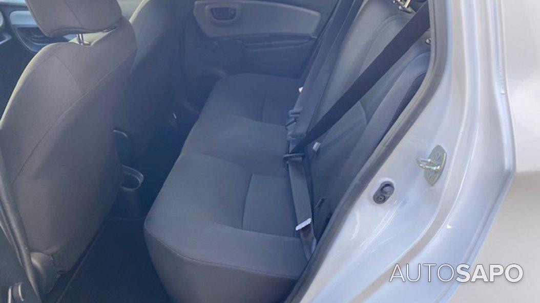Toyota Yaris 1.0 VVT-i Comfort+Pack Style de 2016