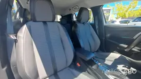 Peugeot 2008 1.2 PureTech Allure EAT8 de 2021